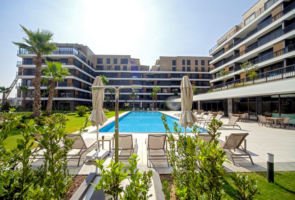 Otel havuzu